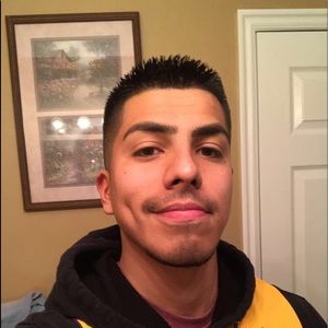 Meet your Posher, Carlos